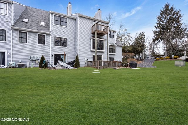 202 Bent Trail, Toms River, NJ 08753