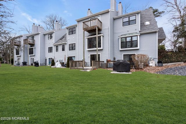 202 Bent Trail, Toms River, NJ 08753