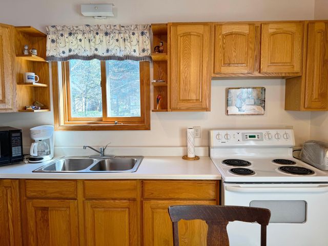 5301 Oak Street, Isle, MN 56342