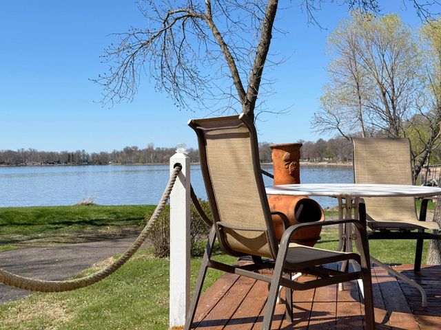 5301 Oak Street, Isle, MN 56342