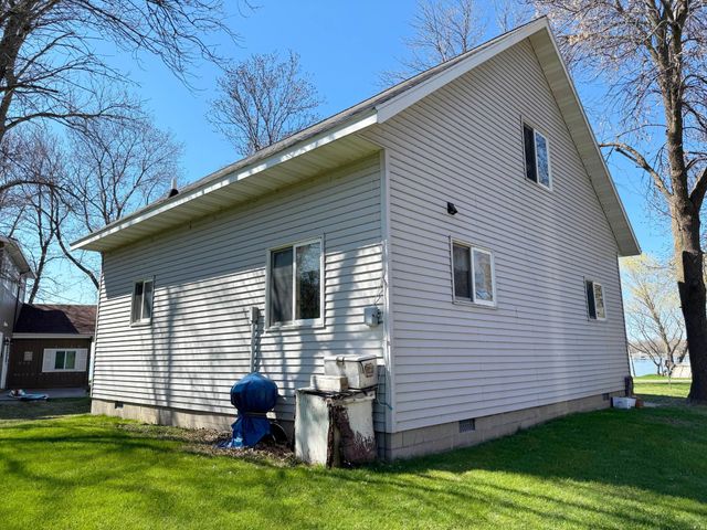 5301 Oak Street, Isle, MN 56342