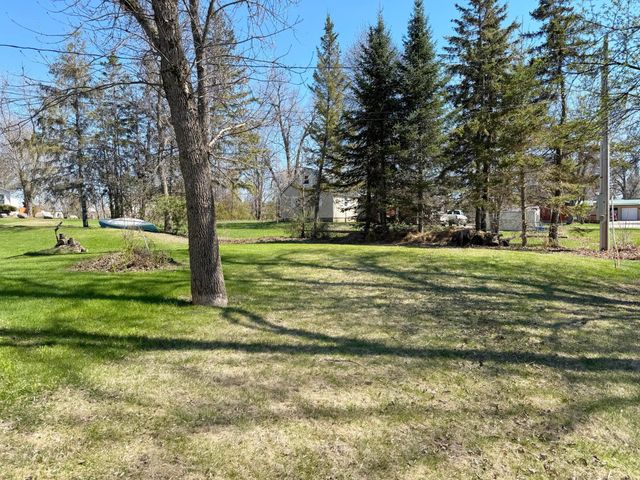 5301 Oak Street, Isle, MN 56342