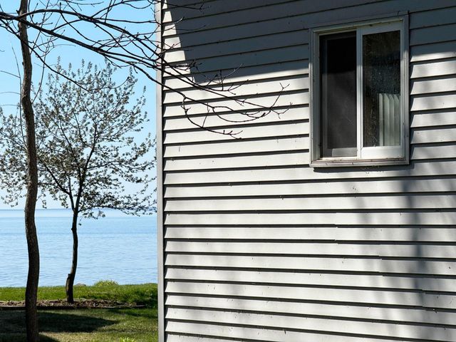 5301 Oak Street, Isle, MN 56342