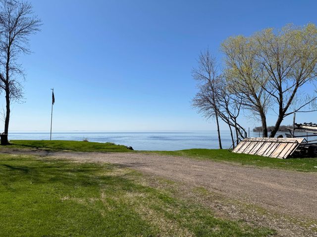5301 Oak Street, Isle, MN 56342