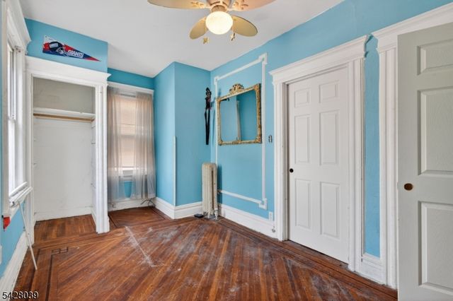127 Lyons Ave, Newark City, NJ 07112
