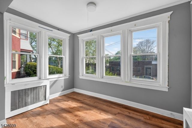 127 Lyons Ave, Newark City, NJ 07112