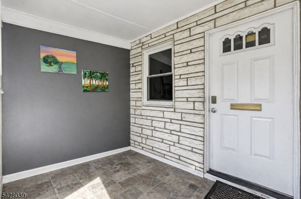 127 Lyons Ave, Newark City, NJ 07112 — photo 4