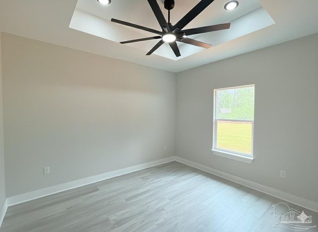 2936 N 14th Ave, Milton, FL 32583