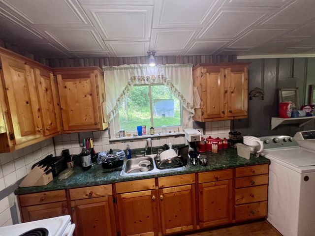 455 Beasley Hollow Rd, Linden, TN 37096