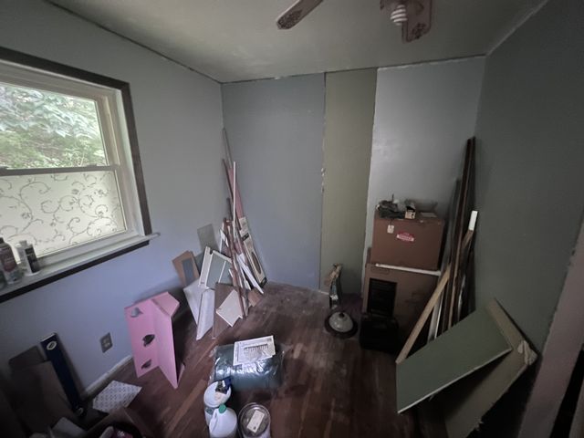 455 Beasley Hollow Rd, Linden, TN 37096