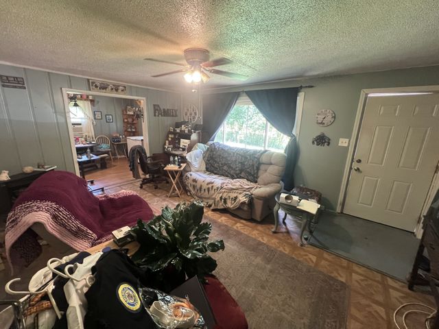 455 Beasley Hollow Rd, Linden, TN 37096