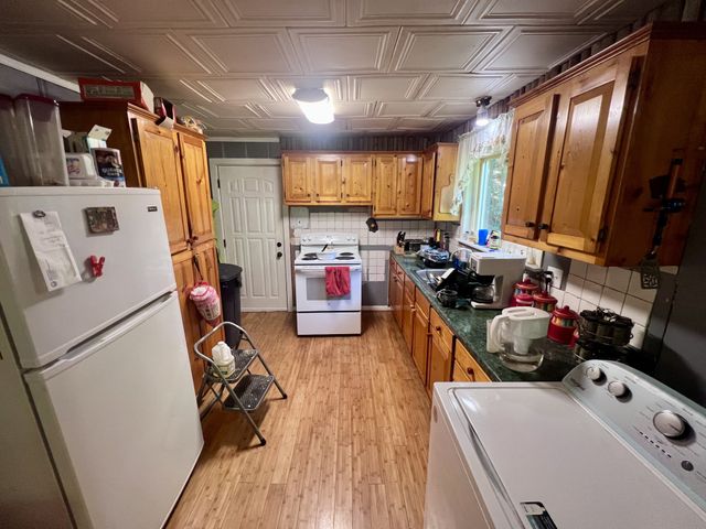 455 Beasley Hollow Rd, Linden, TN 37096