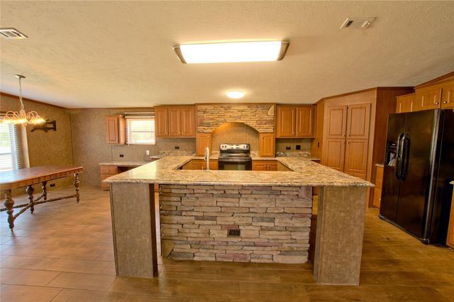 631 County Road 270, Leander, TX 78641