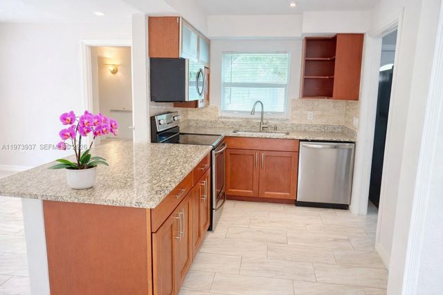 1104 E Jasmine Rd., Lehigh Acres, FL 33936