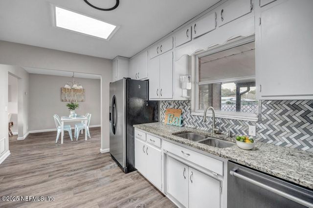 8559 LAMANTO Avenue N, Jacksonville, FL 32211