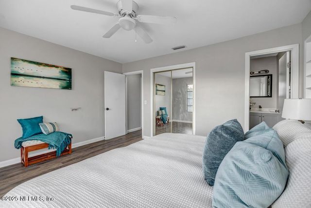 8559 LAMANTO Avenue N, Jacksonville, FL 32211