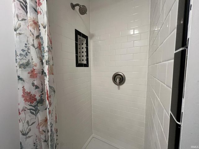 1821 Maxwell Street, Bloomington, IN 47401