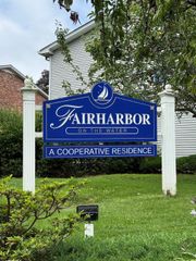 55 Fairharbor Dr 55, Patchogue, NY 11772
