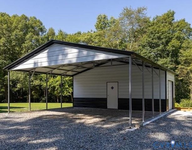 2539 Hampton Hall Rd, Callao, VA 22435