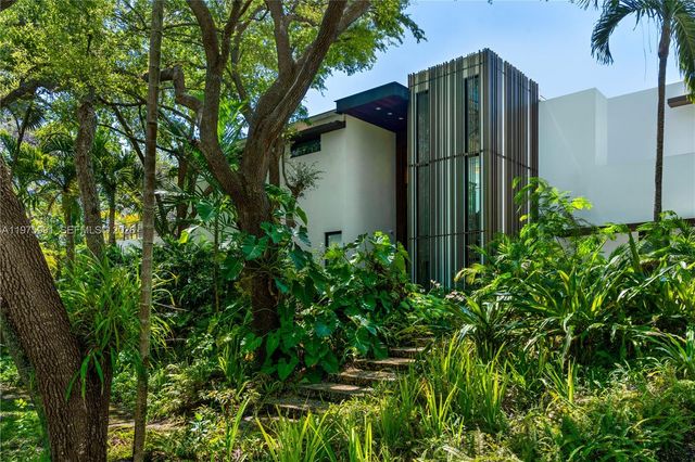 12220 Rock Garden Ln, Pinecrest, FL 33156