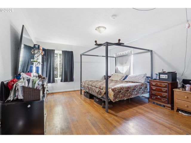 1401 N GOERIG St, Woodland, WA 98674