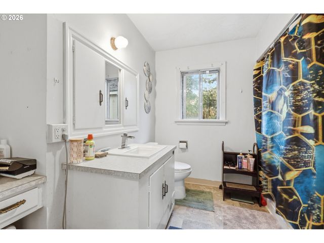 1401 N GOERIG St, Woodland, WA 98674