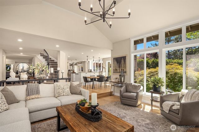23013 SE 41st Place, Sammamish, WA 98075