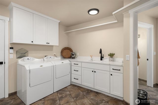 23013 SE 41st Place, Sammamish, WA 98075