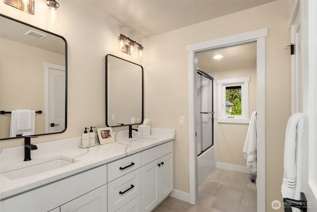 23013 SE 41st Place, Sammamish, WA 98075