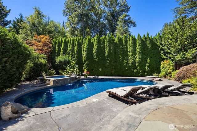 23013 SE 41st Place, Sammamish, WA 98075