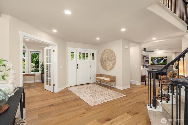 23013 SE 41st Place, Sammamish, WA 98075