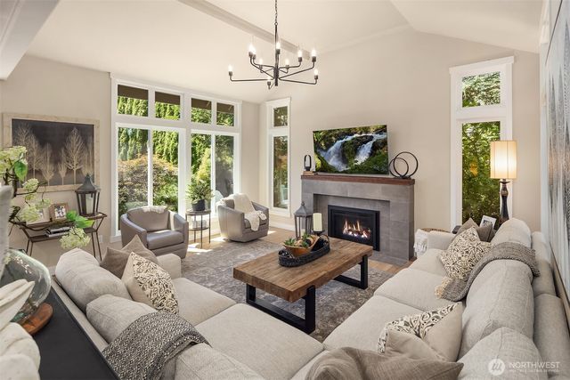 23013 SE 41st Place, Sammamish, WA 98075