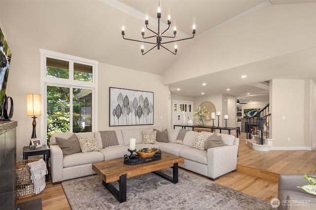 23013 SE 41st Place, Sammamish, WA 98075