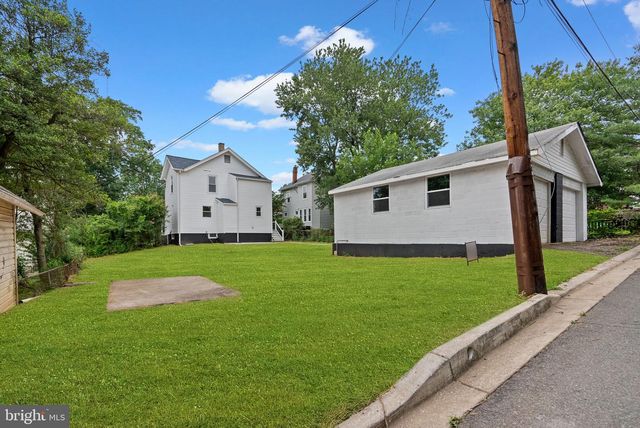 5311 42ND AVE, Hyattsville, MD 20781