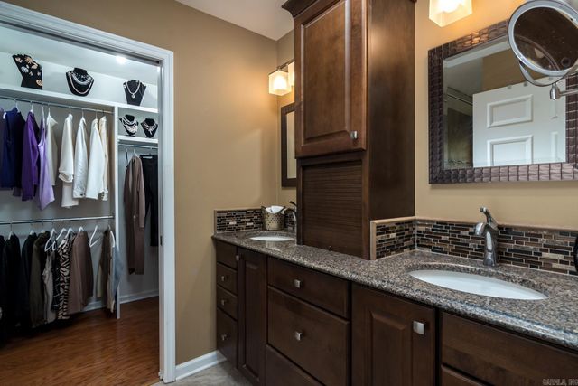 2423 N Rodney Parham Road, Little Rock, AR 72212