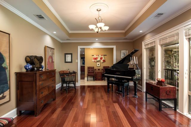 2423 N Rodney Parham Road, Little Rock, AR 72212