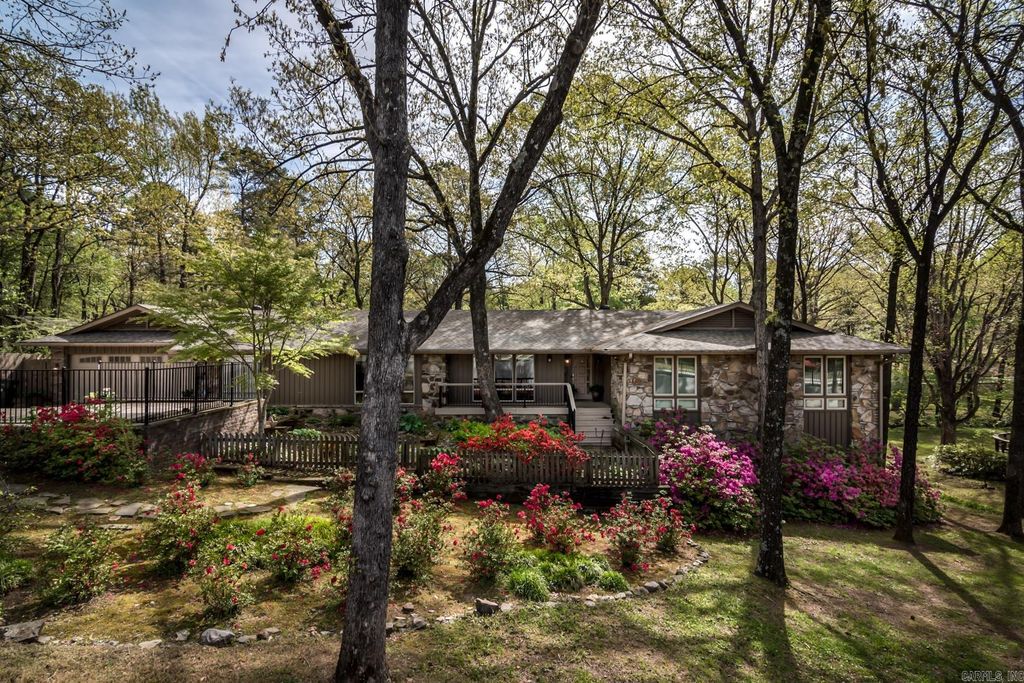 2423 N Rodney Parham Road, Little Rock, AR 72212