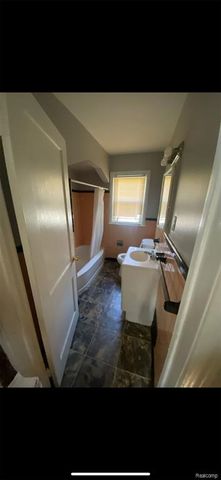 14212 Glenfield Street, Detroit, MI 48213