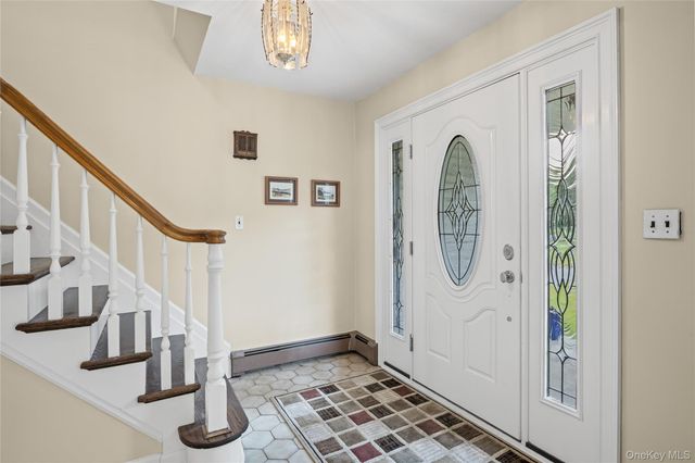 37 Dogwood Hollow Lane, Miller Place, NY 11764