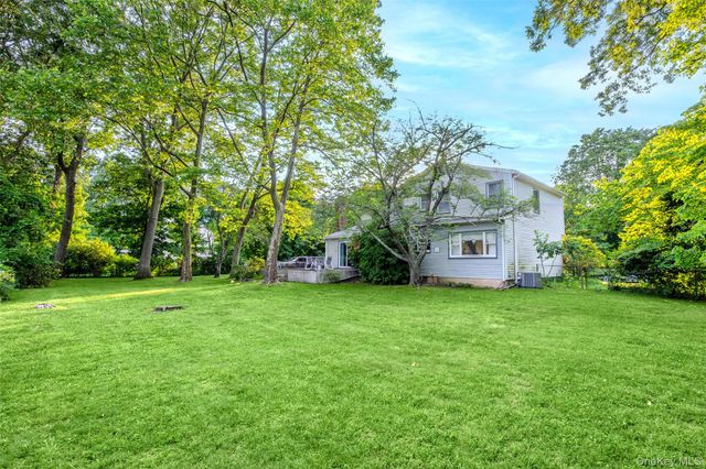 37 Dogwood Hollow Lane, Miller Place, NY 11764