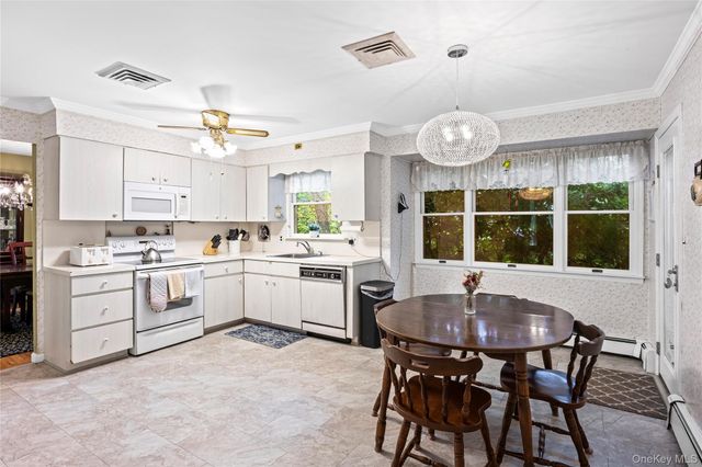 37 Dogwood Hollow Lane, Miller Place, NY 11764