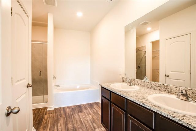 14201 Prairie Sod LN, Elgin, TX 78621