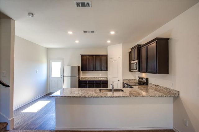 14201 Prairie Sod LN, Elgin, TX 78621