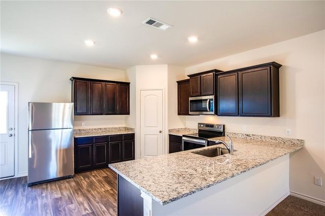 14201 Prairie Sod LN, Elgin, TX 78621