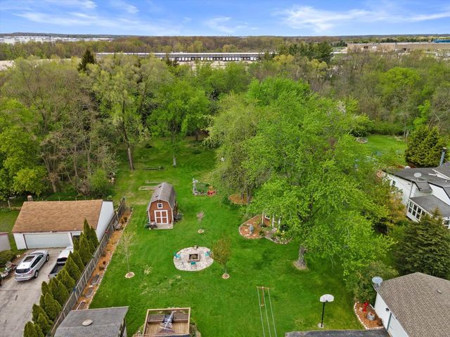 520 Oakwood ROAD, Oak Creek, WI 53154