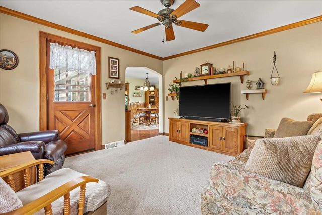 520 Oakwood ROAD, Oak Creek, WI 53154
