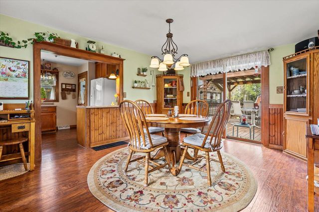 520 Oakwood ROAD, Oak Creek, WI 53154