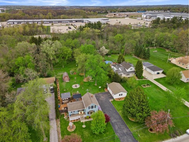 520 Oakwood ROAD, Oak Creek, WI 53154