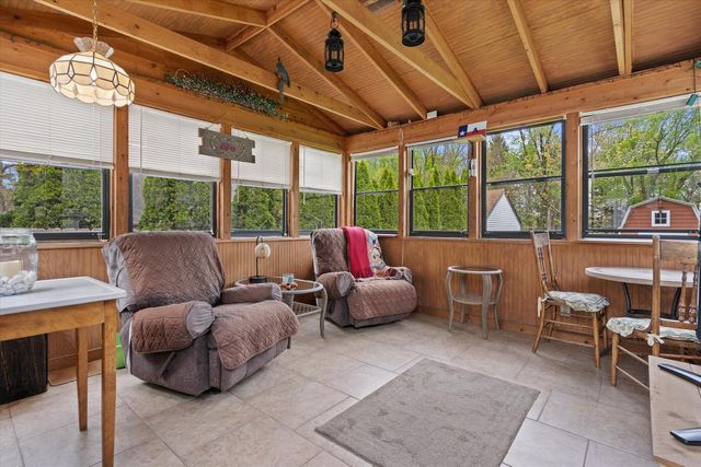 520 Oakwood ROAD, Oak Creek, WI 53154