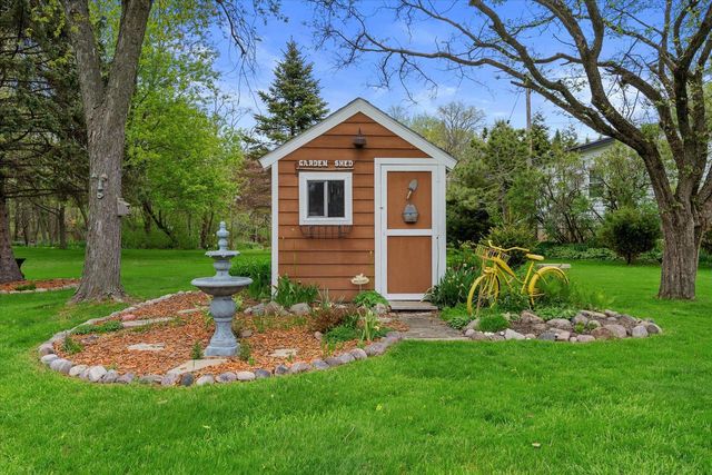 520 Oakwood ROAD, Oak Creek, WI 53154